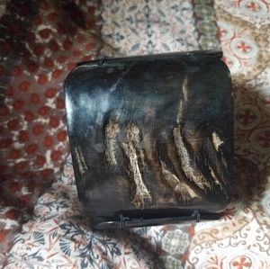 R.J. Graziano Vintage Horn Cuff